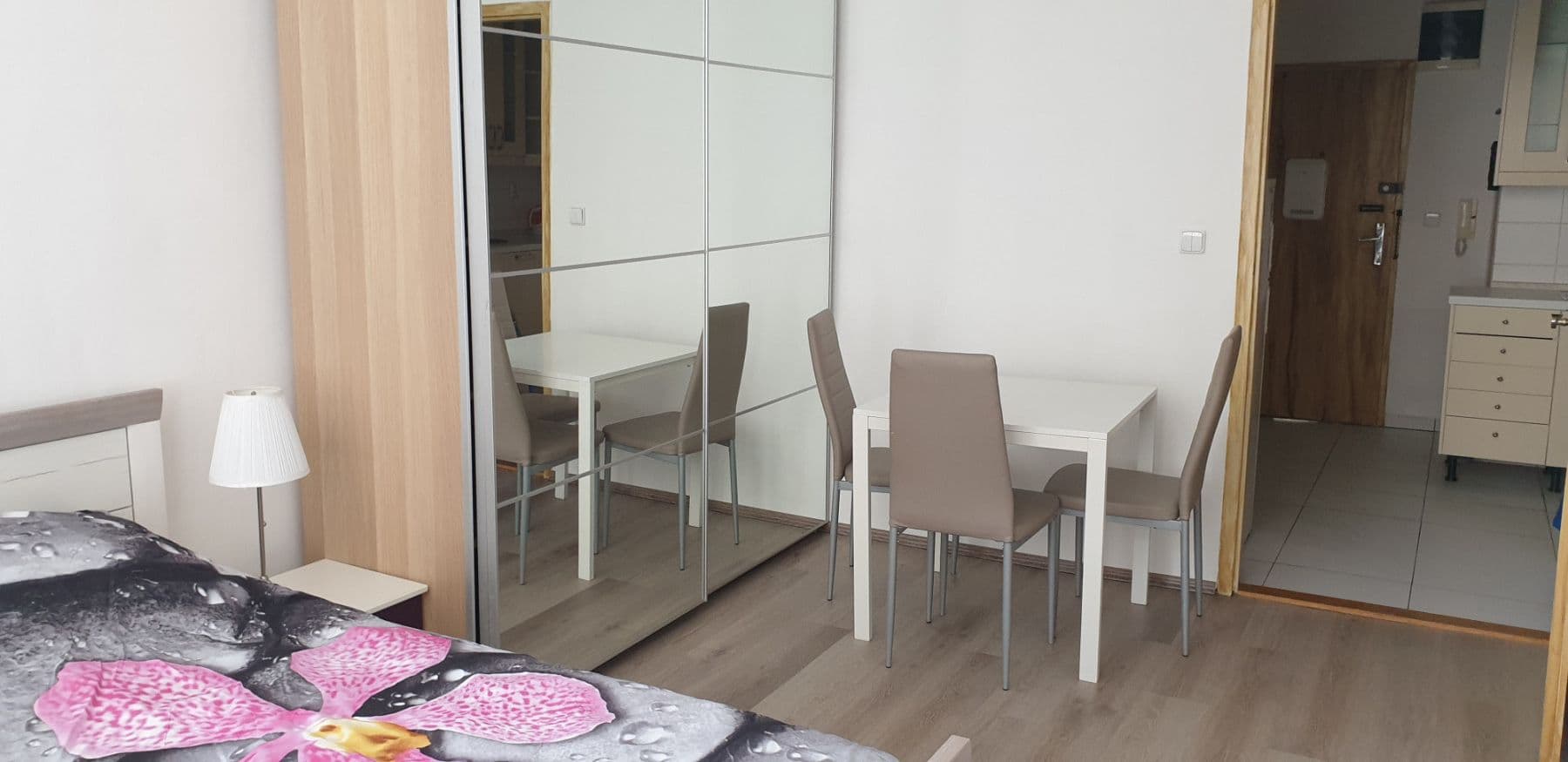 Prenájom bytu 56 m², Vltavská, Praha, Praha Prenájom bytu 56 m², Vltavská, Praha, Praha