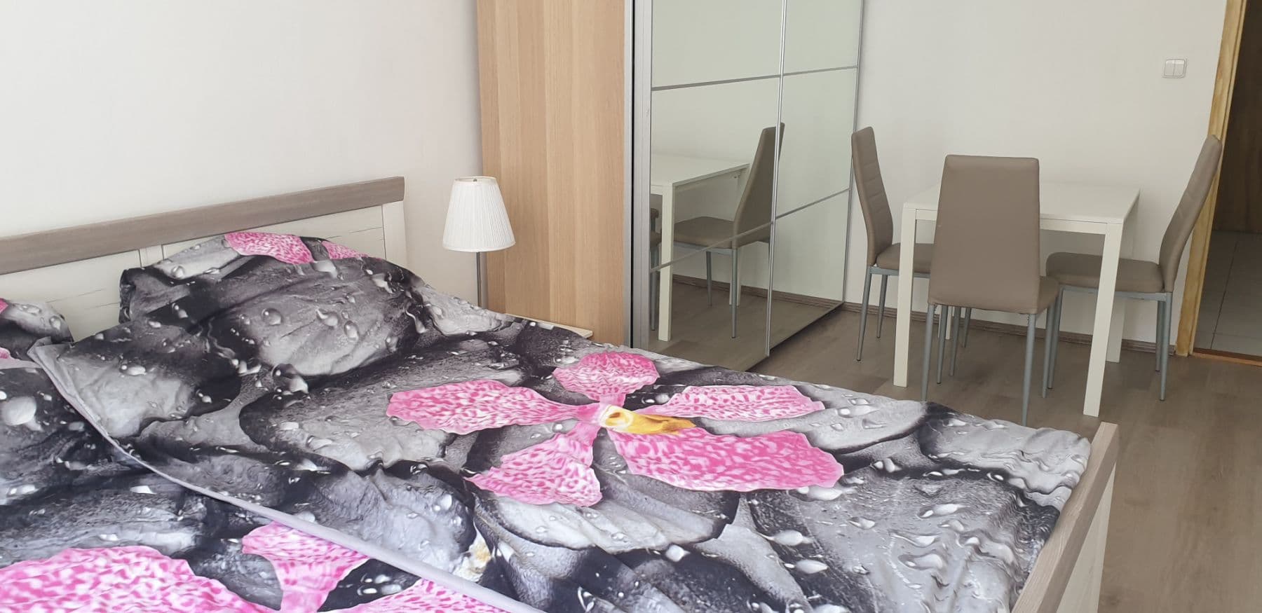 Prenájom bytu 56 m², Vltavská, Praha, Praha Prenájom bytu 56 m², Vltavská, Praha, Praha