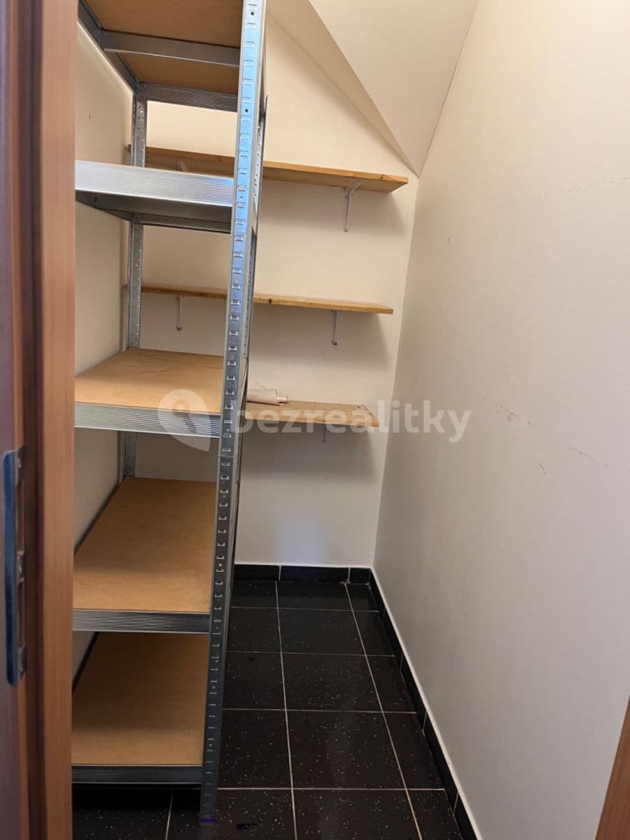 Prenájom bytu 2-izbový 42 m², Valčíkova, Praha, Praha Prenájom bytu 2-izbový 42 m², Valčíkova, Praha, Praha