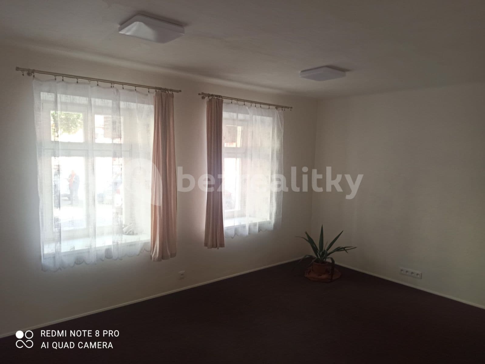 Prenájom bytu 1-izbový 40 m², Vančurova, Tábor, Jihočeský kraj Prenájom bytu 1-izbový 40 m², Vančurova, Tábor, Jihočeský kraj