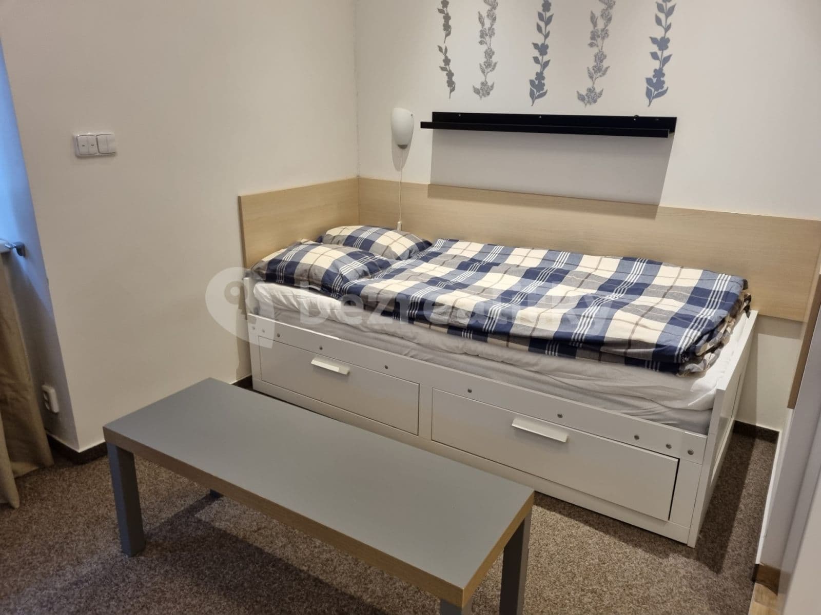 Prenájom bytu 1-izbový 25 m², Poupětova, Praha, Praha Prenájom bytu 1-izbový 25 m², Poupětova, Praha, Praha