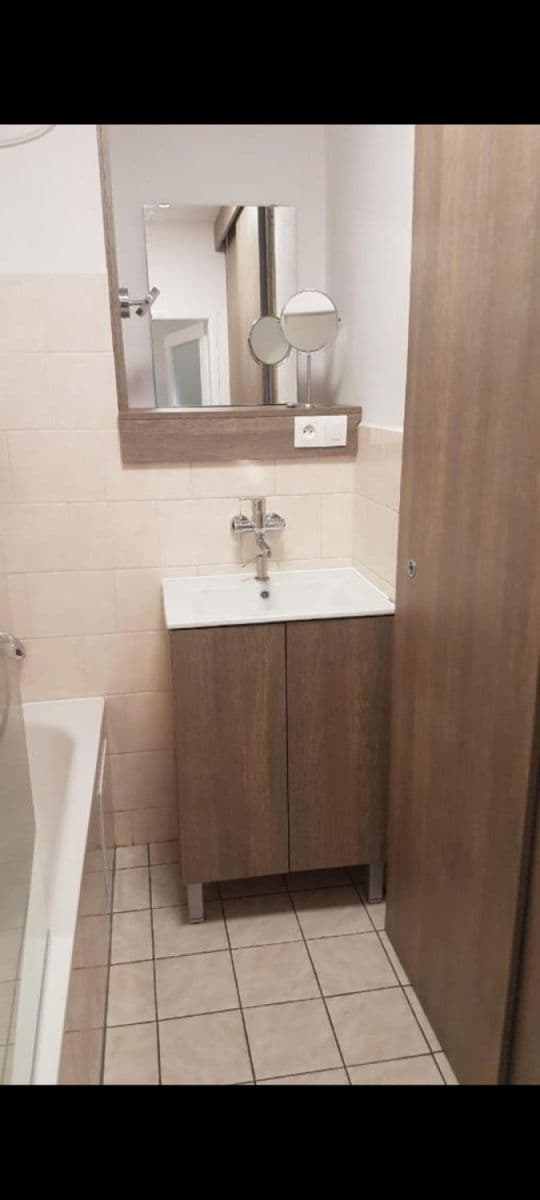 Prenájom bytu 54 m², Jižní čtvrť II, Přerov, Olomoucký kraj Prenájom bytu 54 m², Jižní čtvrť II, Přerov, Olomoucký kraj