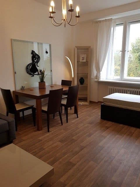 Prenájom bytu Garsoniéra 32 m², Lannova, Praha, Praha Prenájom bytu Garsoniéra 32 m², Lannova, Praha, Praha