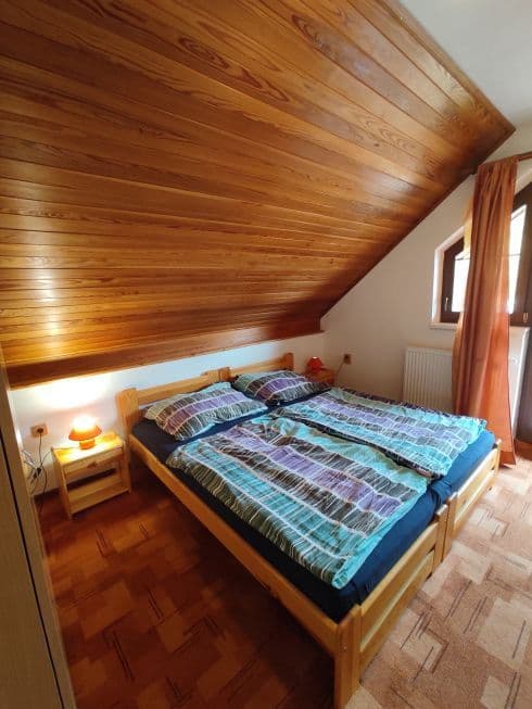 Prenájom bytu 220 m², Vinařská, Pavlov, Jihomoravský kraj Prenájom bytu 220 m², Vinařská, Pavlov, Jihomoravský kraj