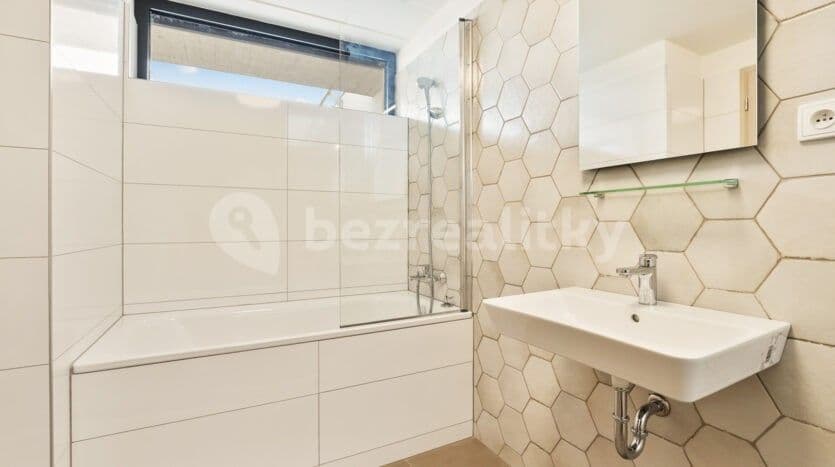 Prenájom bytu 2-izbový 59 m², Opuštěná, Brno, Jihomoravský kraj Prenájom bytu 2-izbový 59 m², Opuštěná, Brno, Jihomoravský kraj