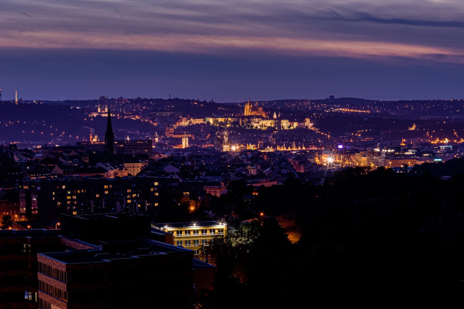 Prenájom bytu 80 m², Olšanská H, Praha, Praha Prenájom bytu 80 m², Olšanská H, Praha, Praha