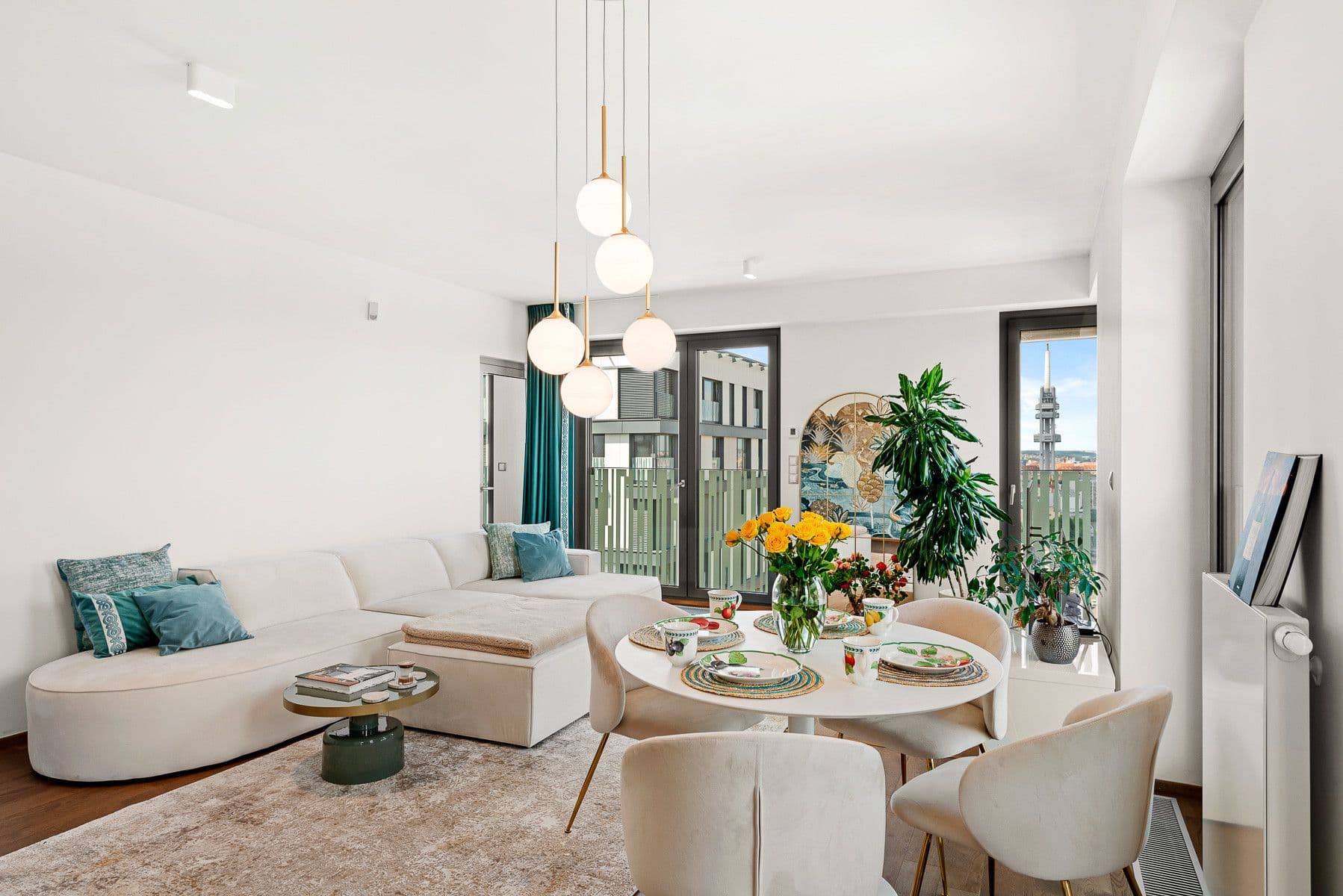 Prenájom bytu 80 m², Olšanská H, Praha, Praha Prenájom bytu 80 m², Olšanská H, Praha, Praha