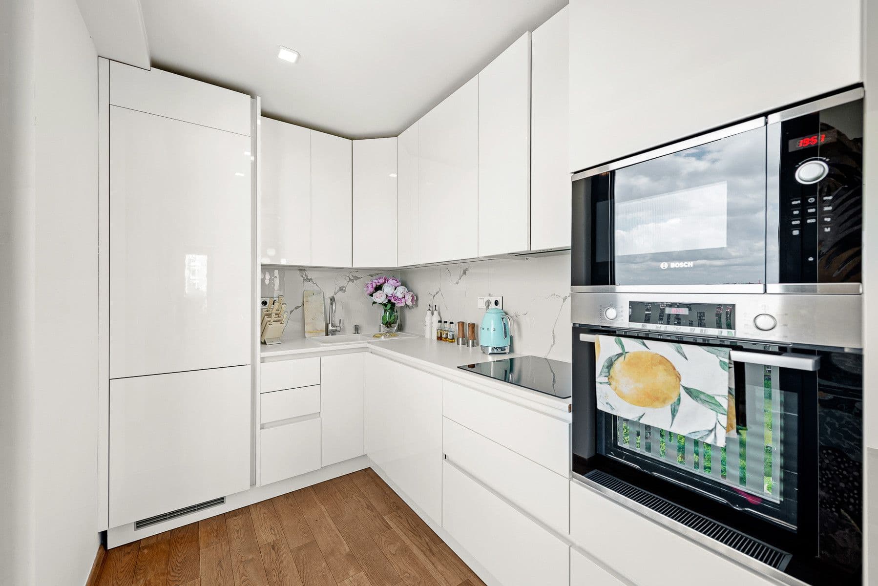 Prenájom bytu 80 m², Olšanská H, Praha, Praha Prenájom bytu 80 m², Olšanská H, Praha, Praha