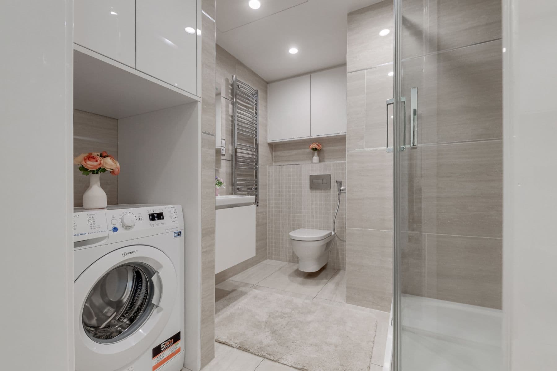 Prenájom bytu 80 m², Olšanská H, Praha, Praha Prenájom bytu 80 m², Olšanská H, Praha, Praha