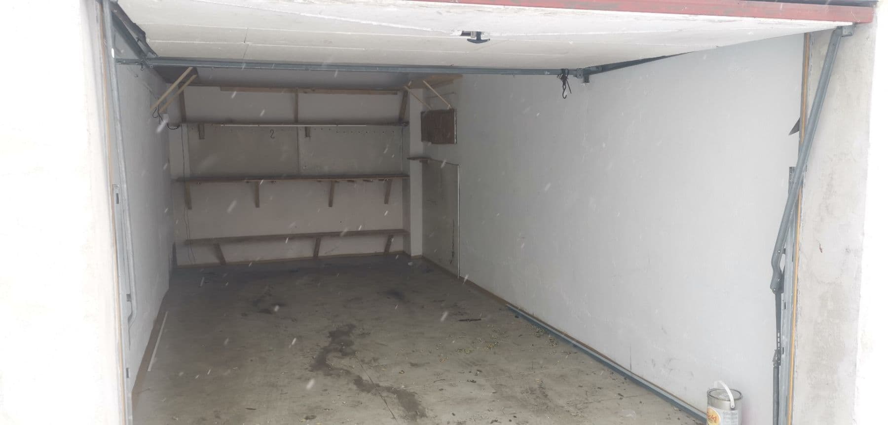 Prenájom garáže 18 m², U Trati, Praha, Praha Prenájom garáže 18 m², U Trati, Praha, Praha