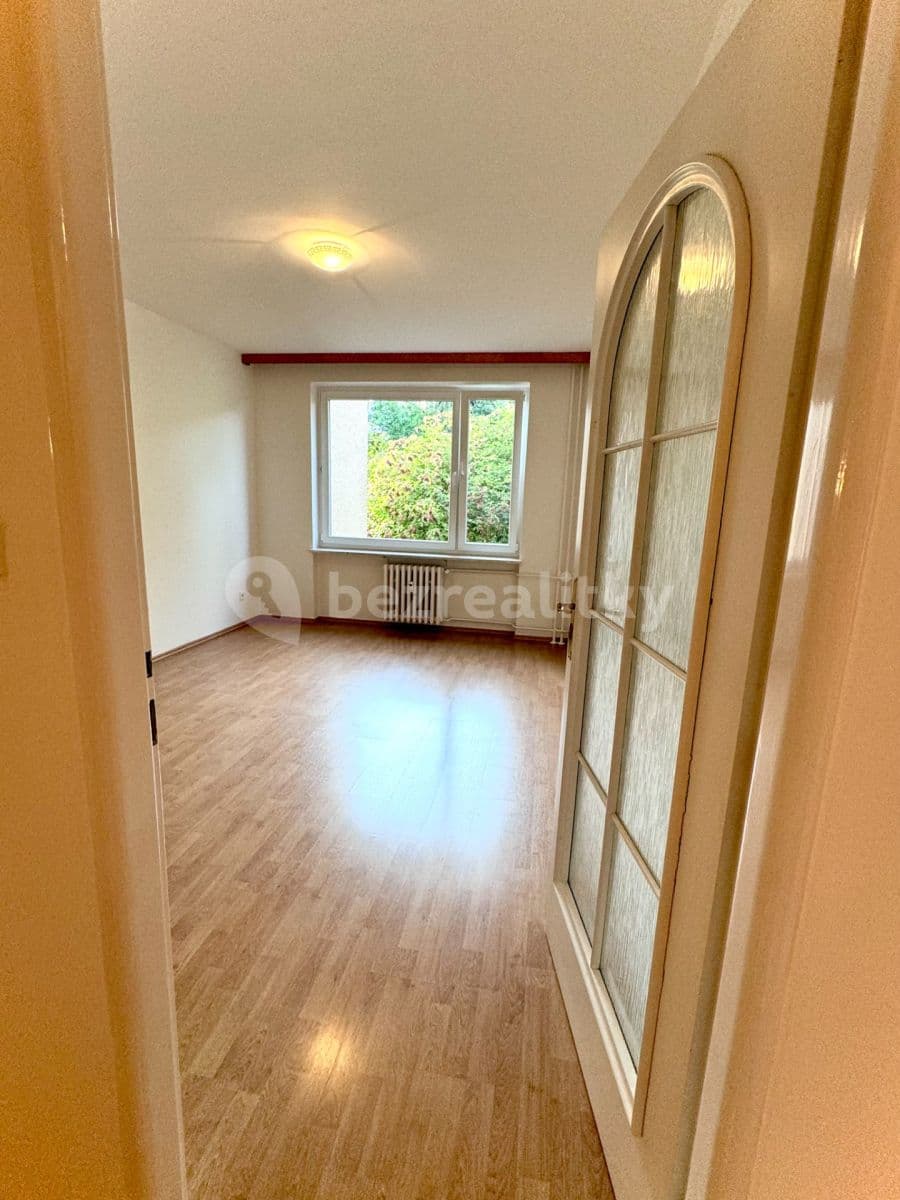 Prenájom bytu 3-izbový 91 m², Na Křivce, Praha, Praha Prenájom bytu 3-izbový 91 m², Na Křivce, Praha, Praha