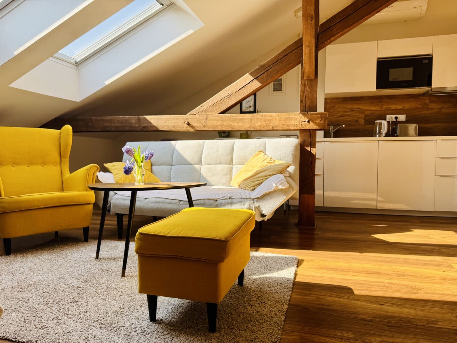 Prenájom bytu 34 m², Bulharská, Praha, Praha Prenájom bytu 34 m², Bulharská, Praha, Praha