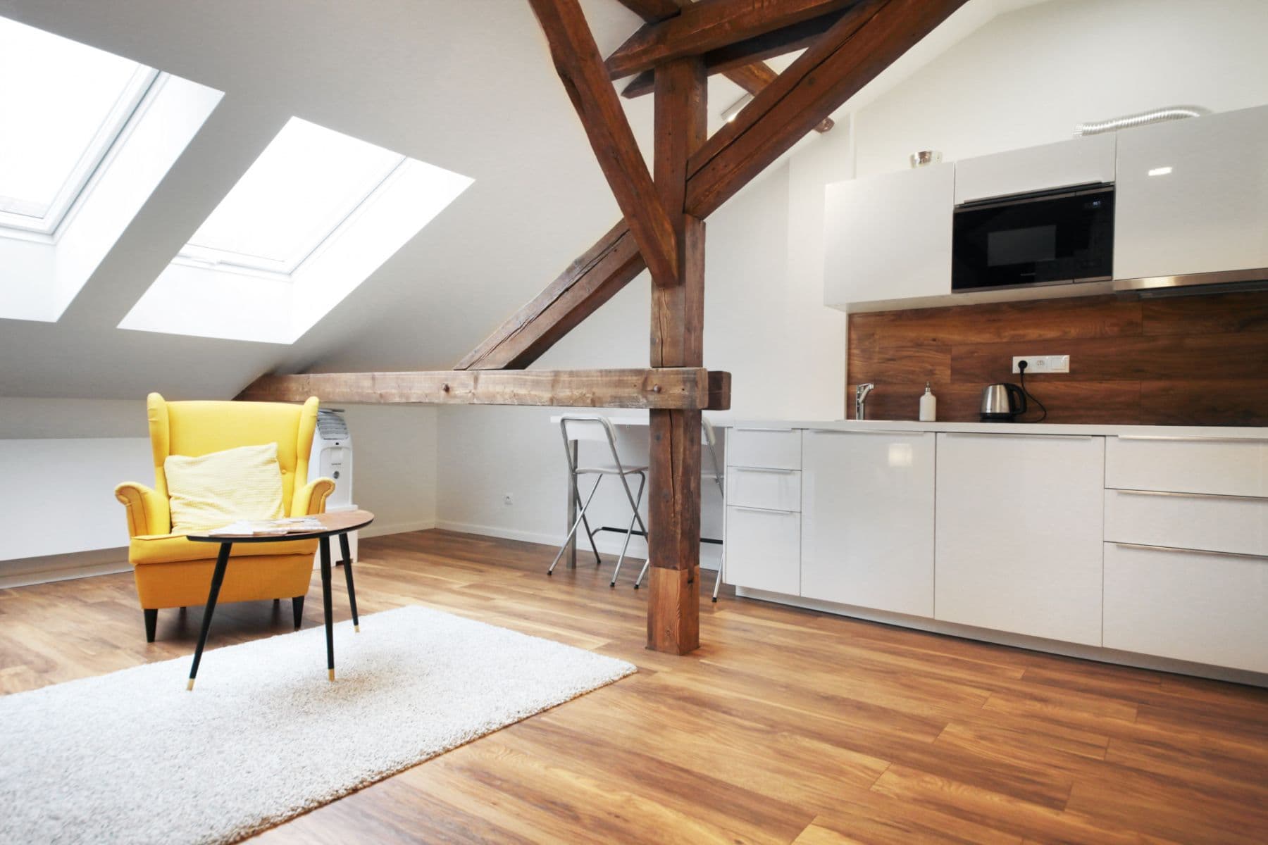 Prenájom bytu 34 m², Bulharská, Praha, Praha Prenájom bytu 34 m², Bulharská, Praha, Praha