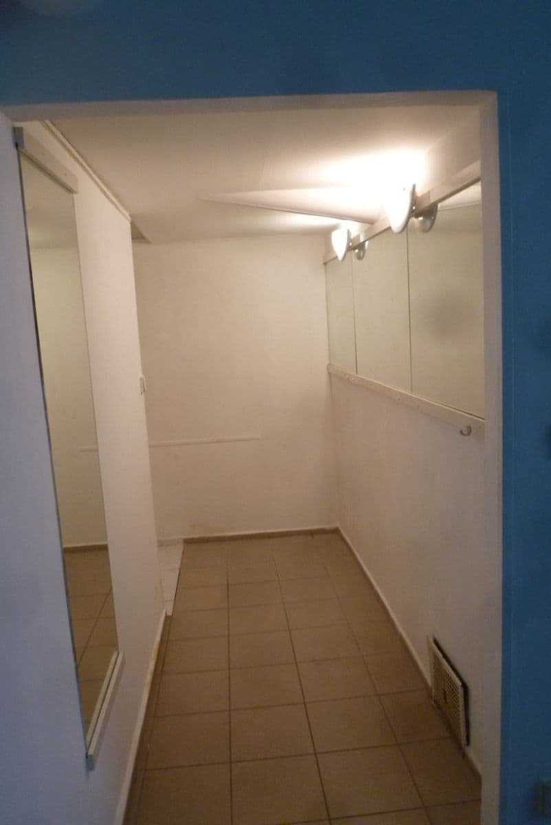 Prenájom nebytového priestoru 44 m², Vlkova, Praha, Praha Prenájom nebytového priestoru 44 m², Vlkova, Praha, Praha