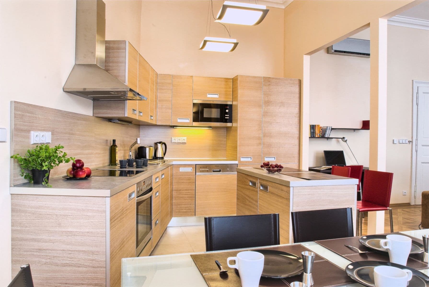 Prenájom bytu 90 m², Karoliny Světlé, Praha, Praha Prenájom bytu 90 m², Karoliny Světlé, Praha, Praha