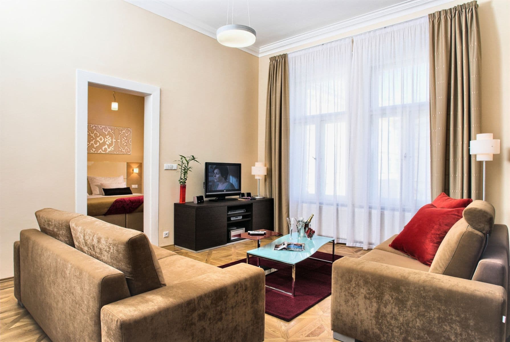 Prenájom bytu 90 m², Karoliny Světlé, Praha, Praha Prenájom bytu 90 m², Karoliny Světlé, Praha, Praha