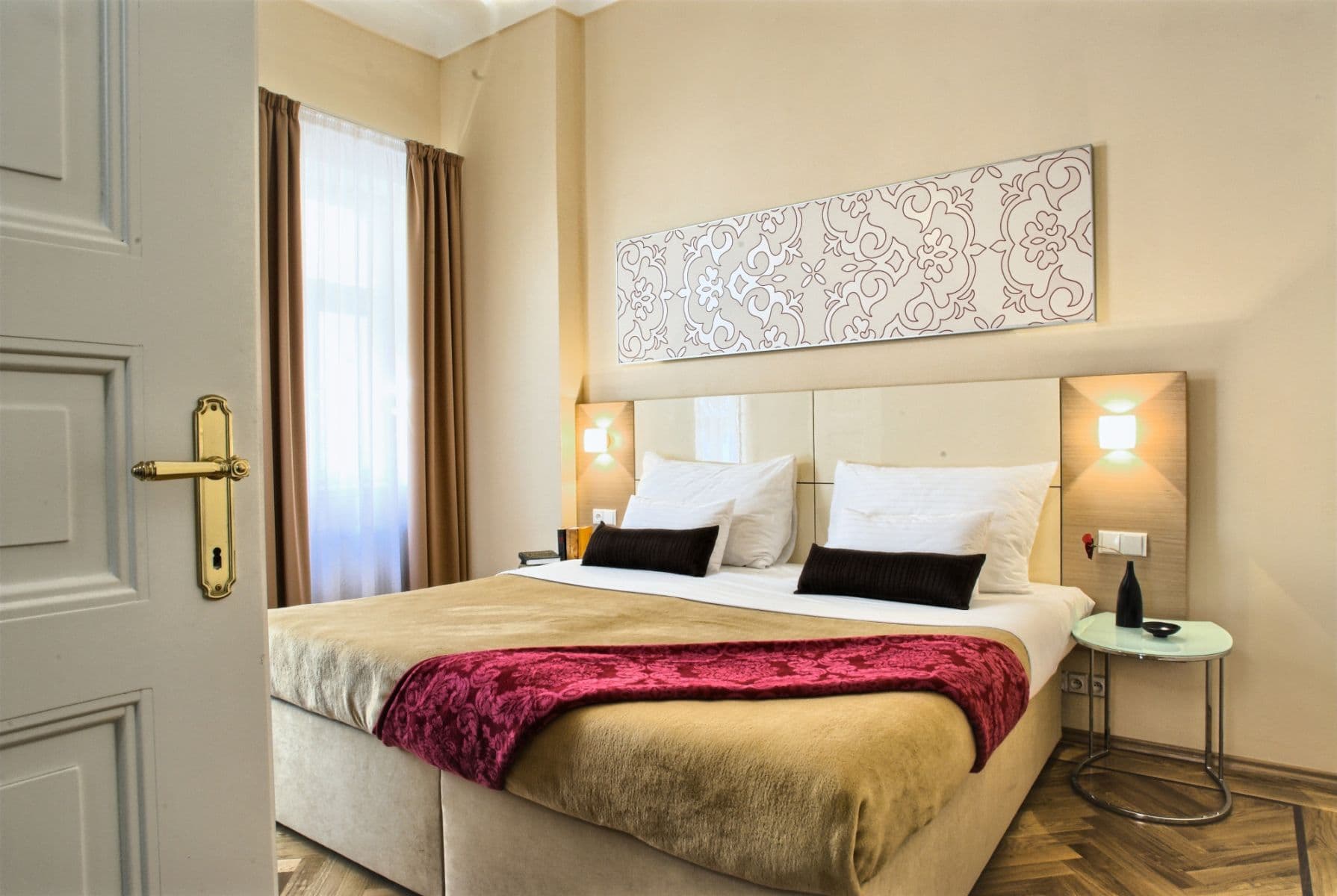 Prenájom bytu 90 m², Karoliny Světlé, Praha, Praha Prenájom bytu 90 m², Karoliny Světlé, Praha, Praha