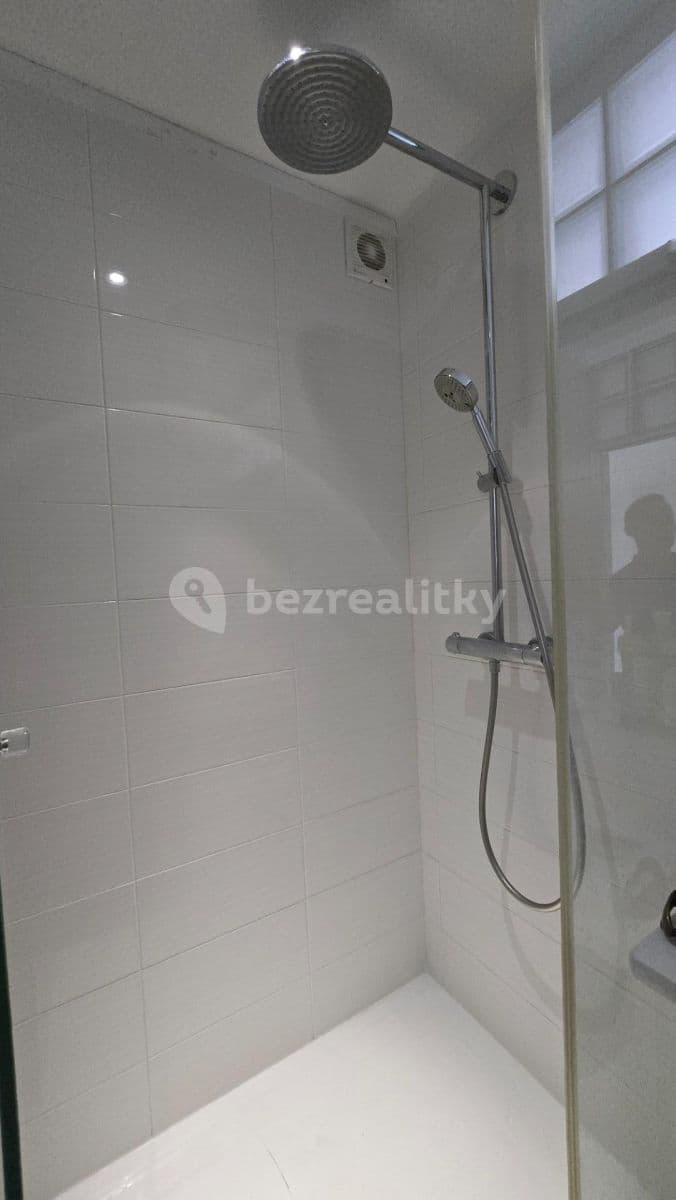 Prenájom bytu 2-izbový 51 m², Pavlovská, Praha, Praha Prenájom bytu 2-izbový 51 m², Pavlovská, Praha, Praha