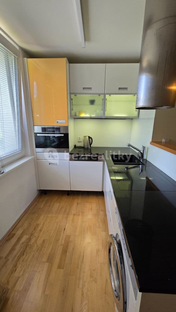 Prenájom bytu 2-izbový 51 m², Pavlovská, Praha, Praha Prenájom bytu 2-izbový 51 m², Pavlovská, Praha, Praha