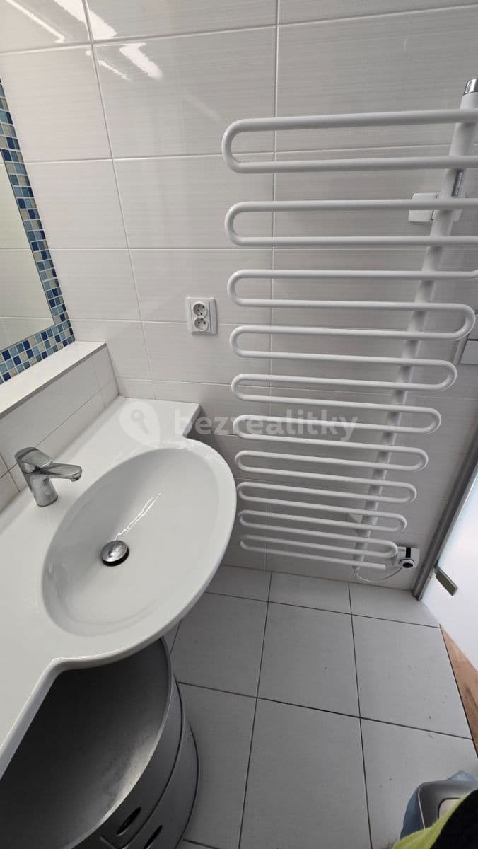 Prenájom bytu 2-izbový 51 m², Pavlovská, Praha, Praha Prenájom bytu 2-izbový 51 m², Pavlovská, Praha, Praha