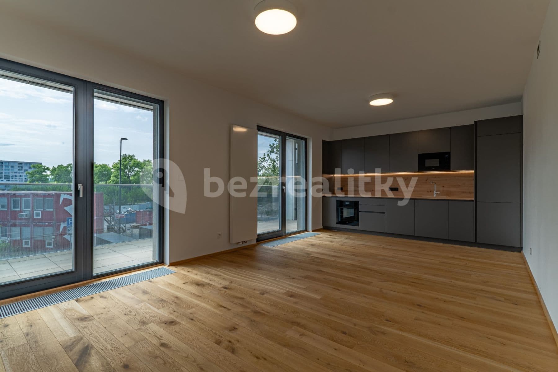 Prenájom bytu 2-izbový 62 m², Vitáčkova, Praha, Praha Prenájom bytu 2-izbový 62 m², Vitáčkova, Praha, Praha