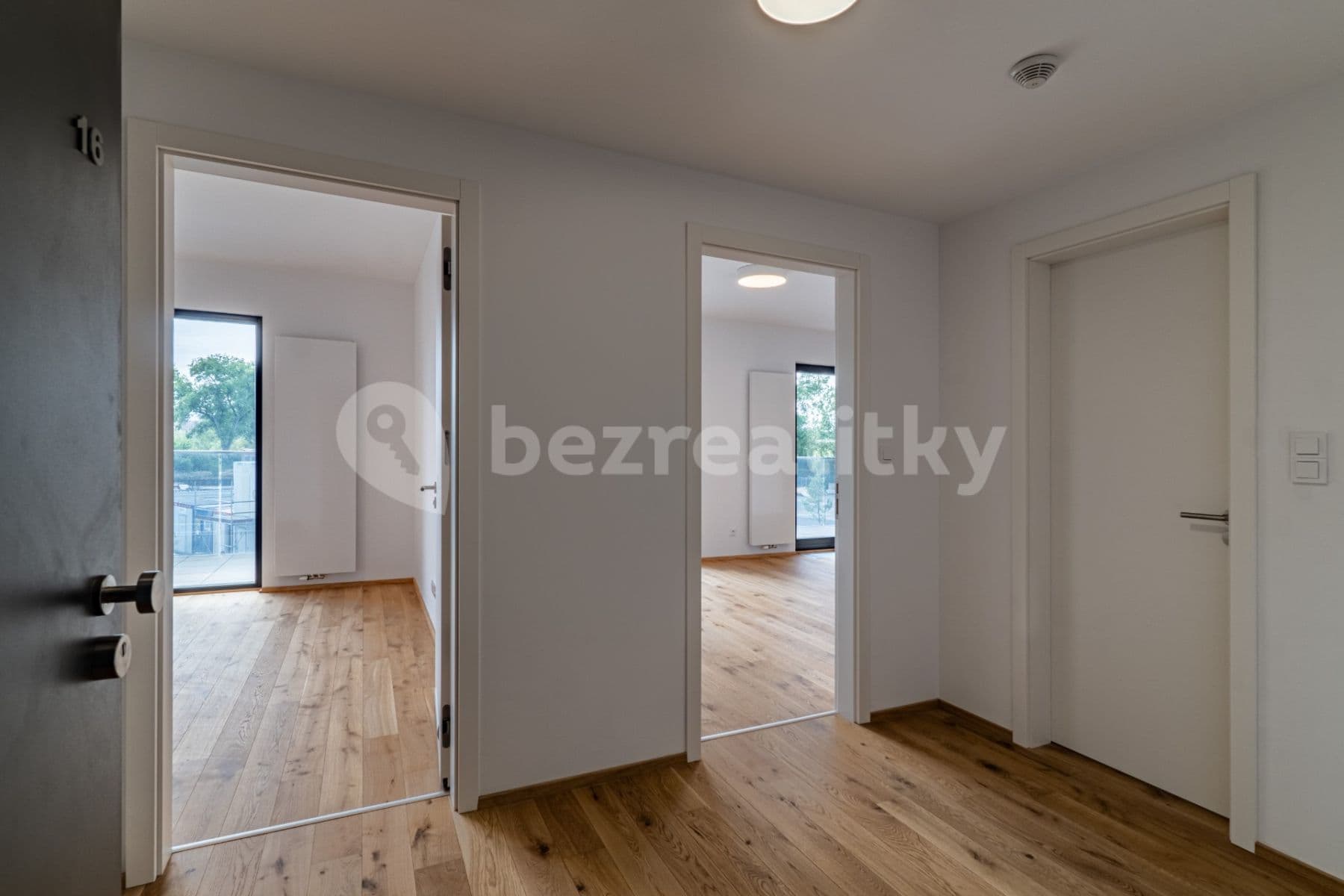 Prenájom bytu 2-izbový 62 m², Vitáčkova, Praha, Praha Prenájom bytu 2-izbový 62 m², Vitáčkova, Praha, Praha
