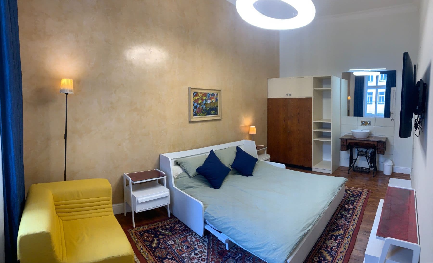 Prenájom bytu 1-izbový 33 m², Hálkova, Praha, Praha Prenájom bytu 1-izbový 33 m², Hálkova, Praha, Praha