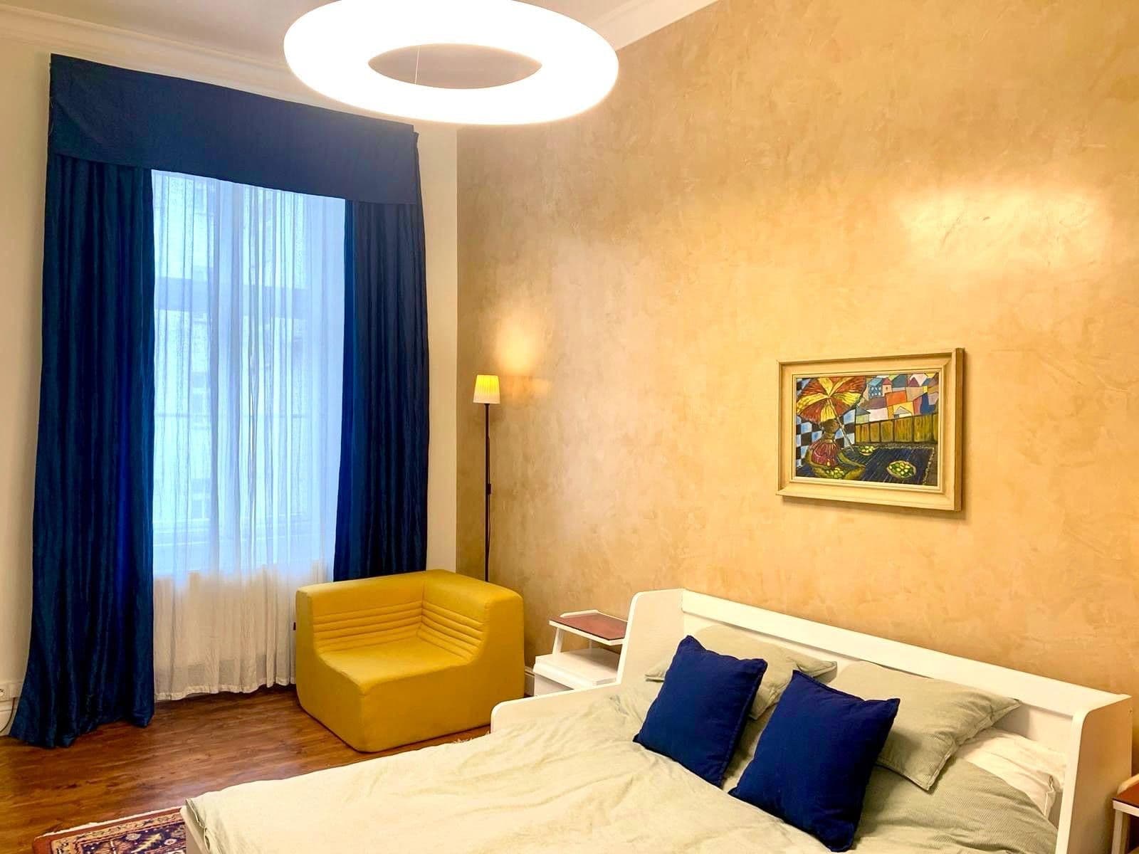 Prenájom bytu 1-izbový 33 m², Hálkova, Praha, Praha Prenájom bytu 1-izbový 33 m², Hálkova, Praha, Praha