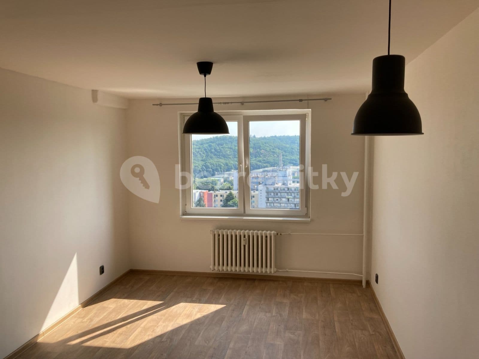 Prenájom bytu 2-izbový 40 m², Štúrova, Praha, Praha Prenájom bytu 2-izbový 40 m², Štúrova, Praha, Praha