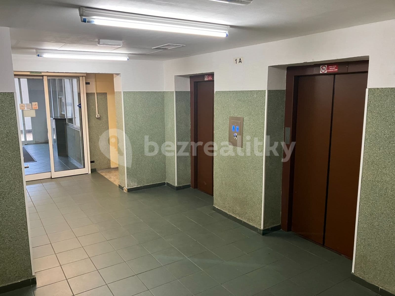 Prenájom bytu 2-izbový 40 m², Štúrova, Praha, Praha Prenájom bytu 2-izbový 40 m², Štúrova, Praha, Praha