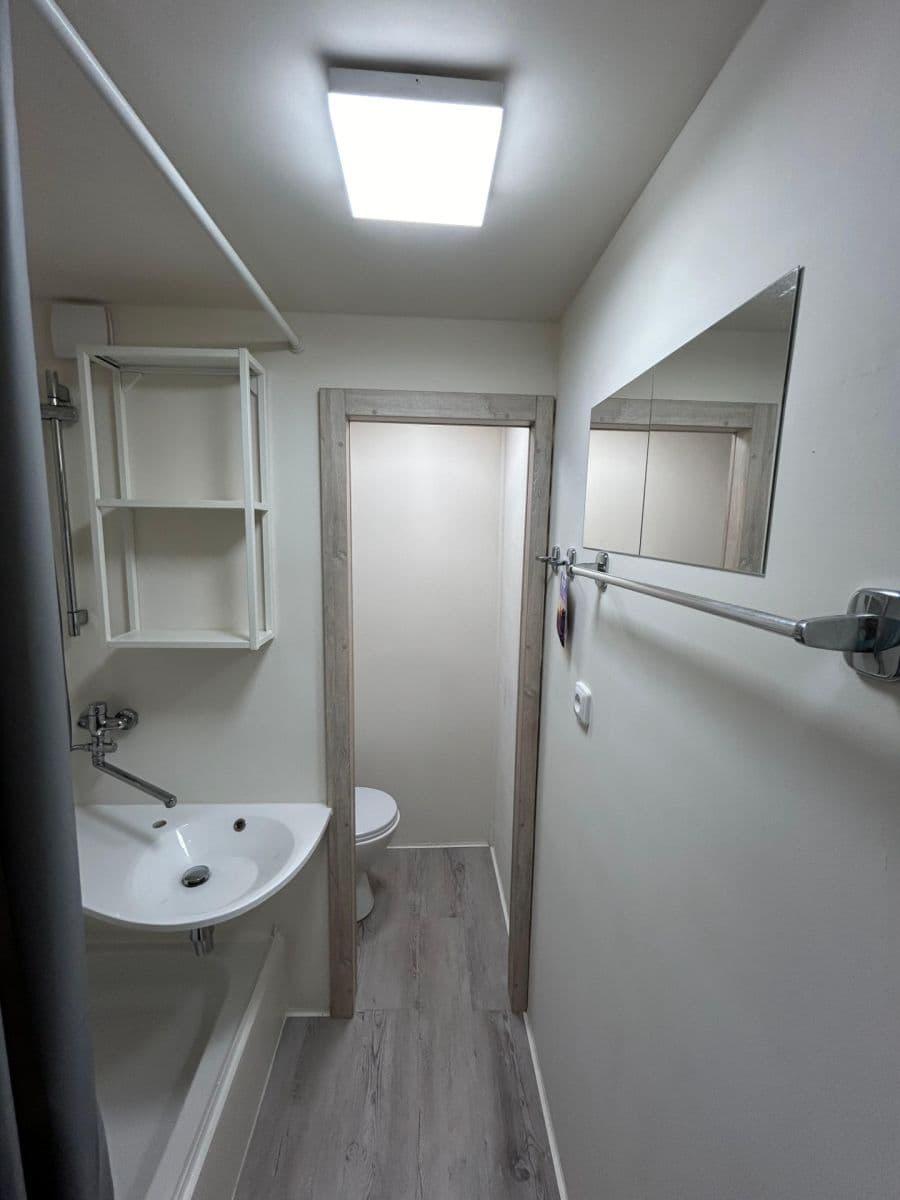 Prenájom bytu 1-izbový 20 m², Gercenova, Praha, Praha Prenájom bytu 1-izbový 20 m², Gercenova, Praha, Praha