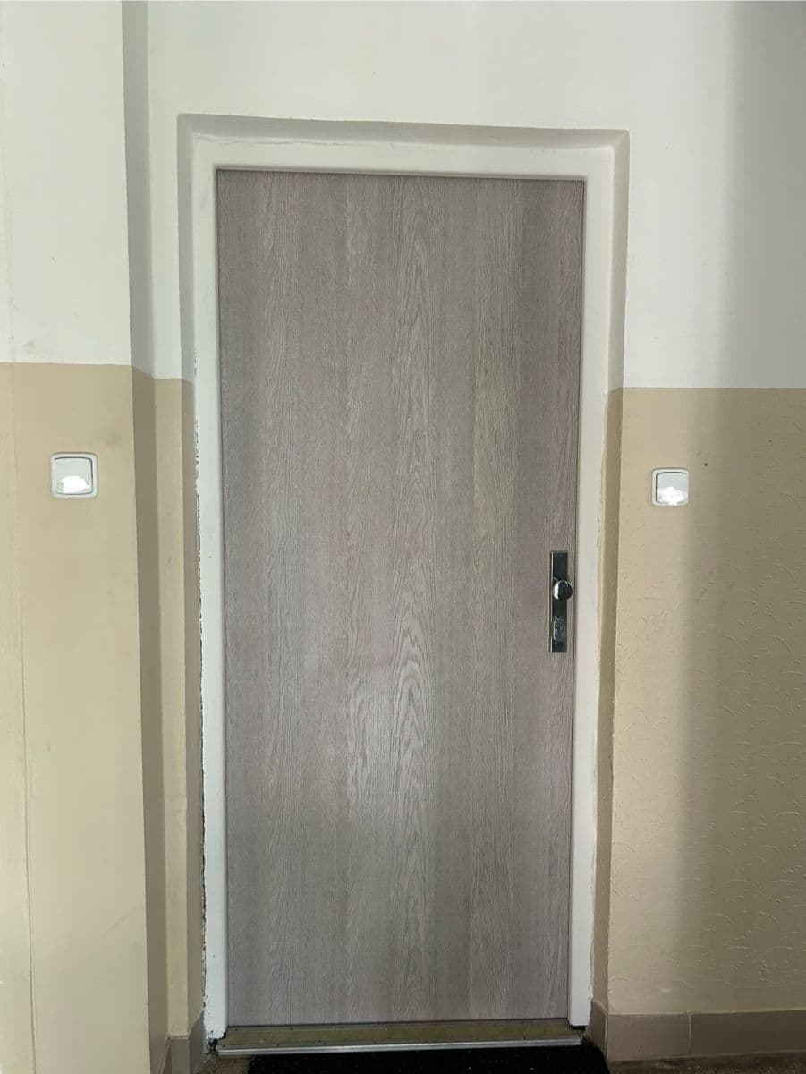 Prenájom bytu 1-izbový 20 m², Gercenova, Praha, Praha Prenájom bytu 1-izbový 20 m², Gercenova, Praha, Praha