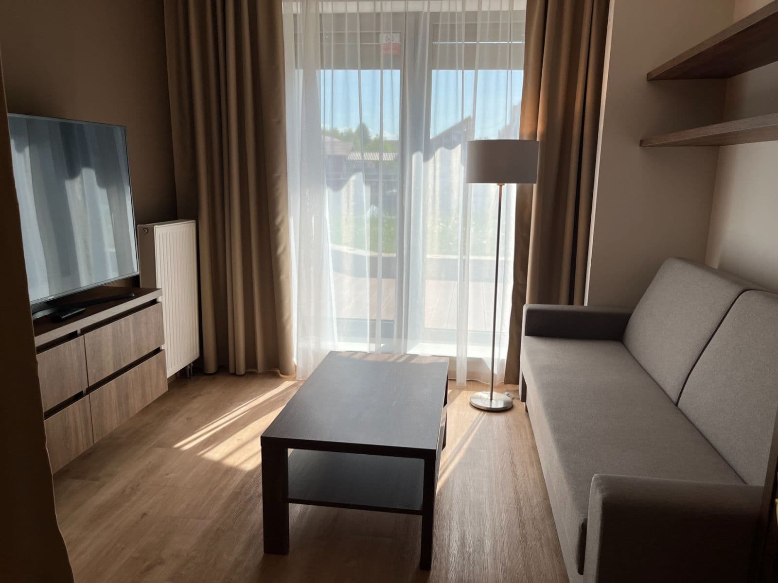 Prenájom bytu 2-izbový 65 m², Mukařovského, Praha, Praha Prenájom bytu 2-izbový 65 m², Mukařovského, Praha, Praha