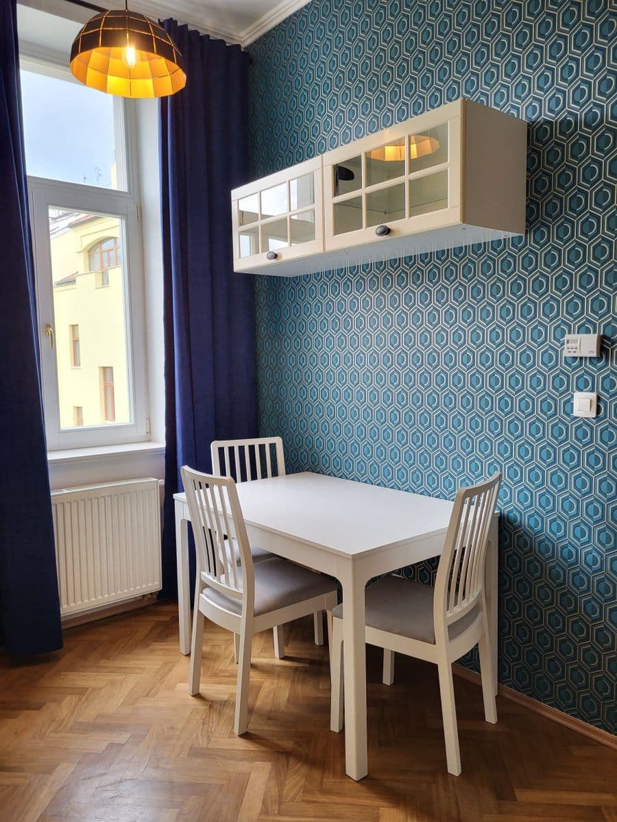 Prenájom bytu 45 m², Koubkova, Praha, Praha Prenájom bytu 45 m², Koubkova, Praha, Praha