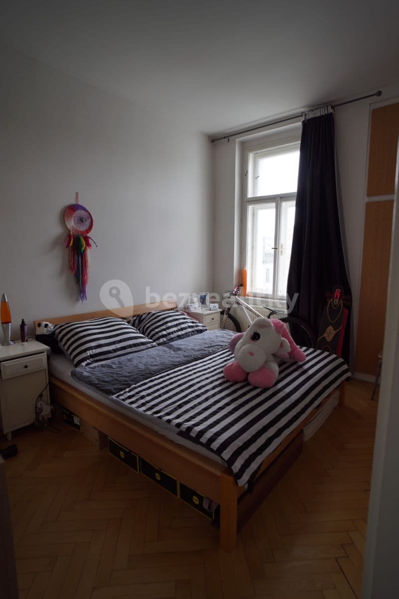 Prenájom bytu 2-izbový 55 m², Preslova, Praha, Praha Prenájom bytu 2-izbový 55 m², Preslova, Praha, Praha