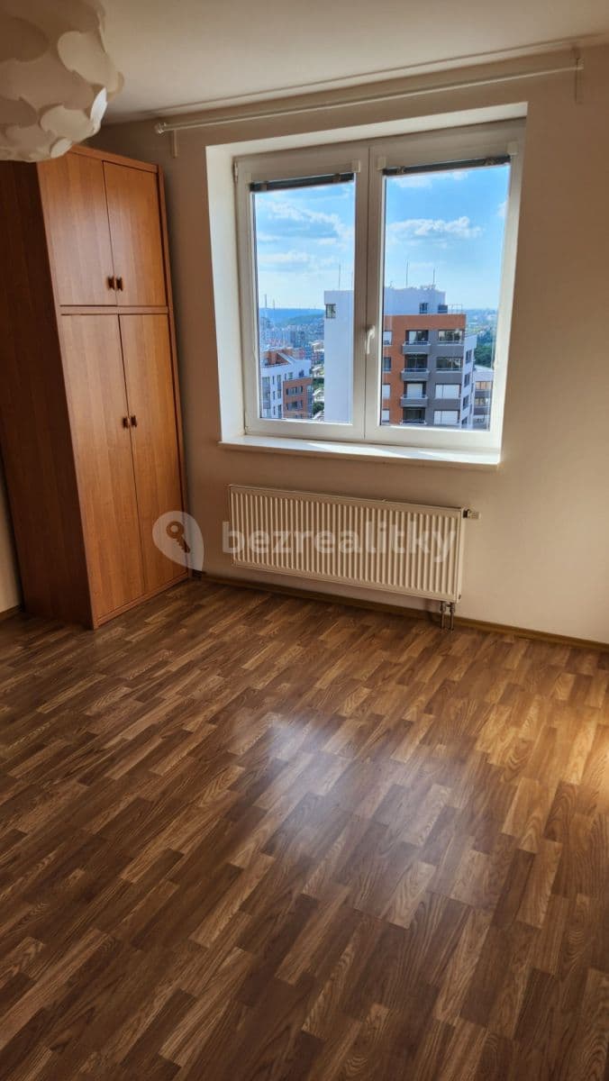 Prenájom bytu 3-izbový 79 m², Šternovská, Praha, Praha Prenájom bytu 3-izbový 79 m², Šternovská, Praha, Praha