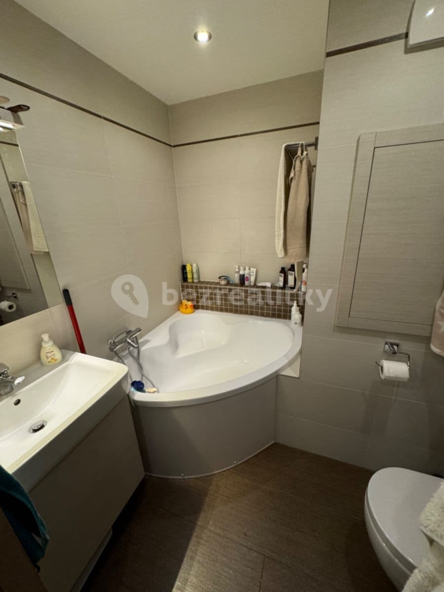 Prenájom bytu 2-izbový 50 m², Brdlíkova, Praha, Praha Prenájom bytu 2-izbový 50 m², Brdlíkova, Praha, Praha