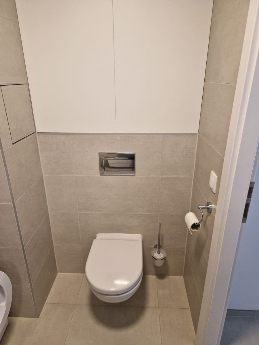 Prenájom bytu 2-izbový 55 m², Kolbenova, Praha, Praha Prenájom bytu 2-izbový 55 m², Kolbenova, Praha, Praha