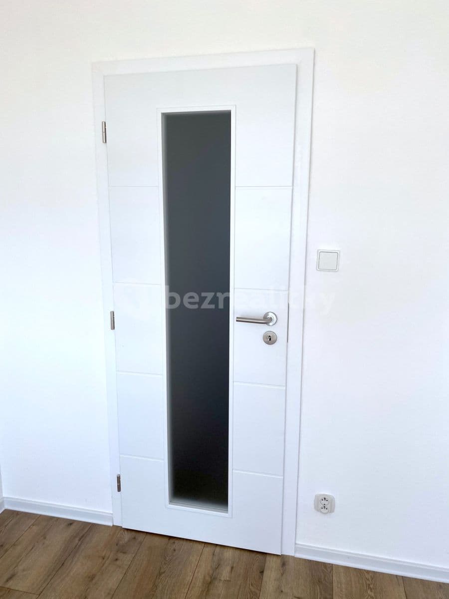 Prenájom bytu 2-izbový 45 m², Plickova, Praha, Praha Prenájom bytu 2-izbový 45 m², Plickova, Praha, Praha