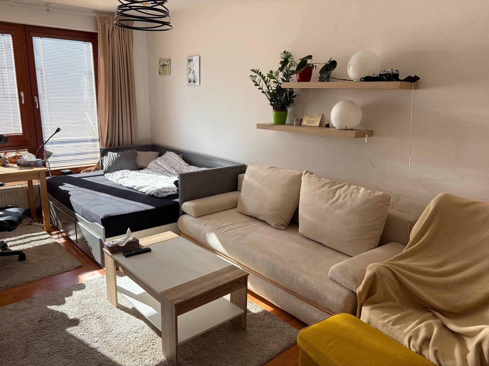 Prenájom bytu 1-izbový 33 m², Jana Přibíka, Praha, Praha Prenájom bytu 1-izbový 33 m², Jana Přibíka, Praha, Praha