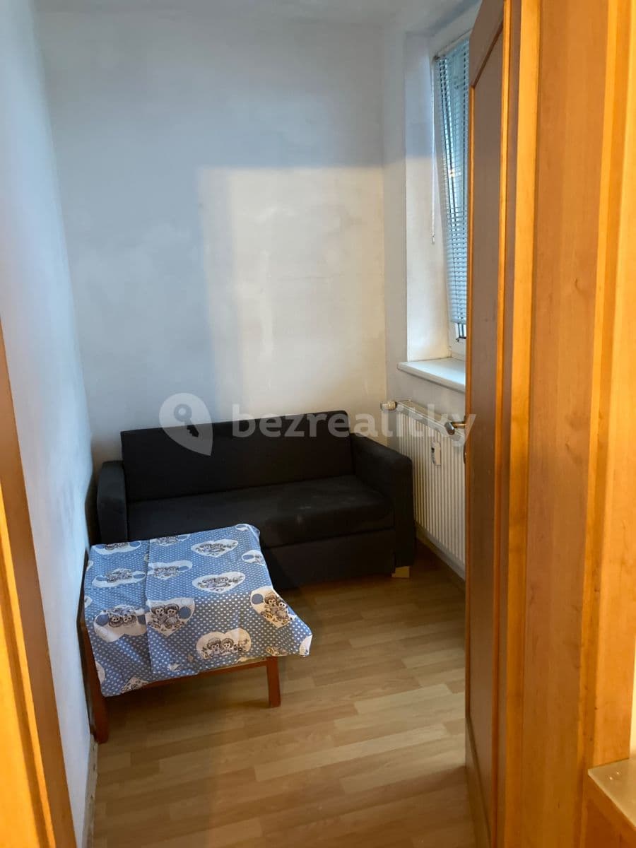 Prenájom bytu 2-izbový 45 m², Píniová, Vrakuňa, Bratislavský kraj Prenájom bytu 2-izbový 45 m², Píniová, Vrakuňa, Bratislavský kraj