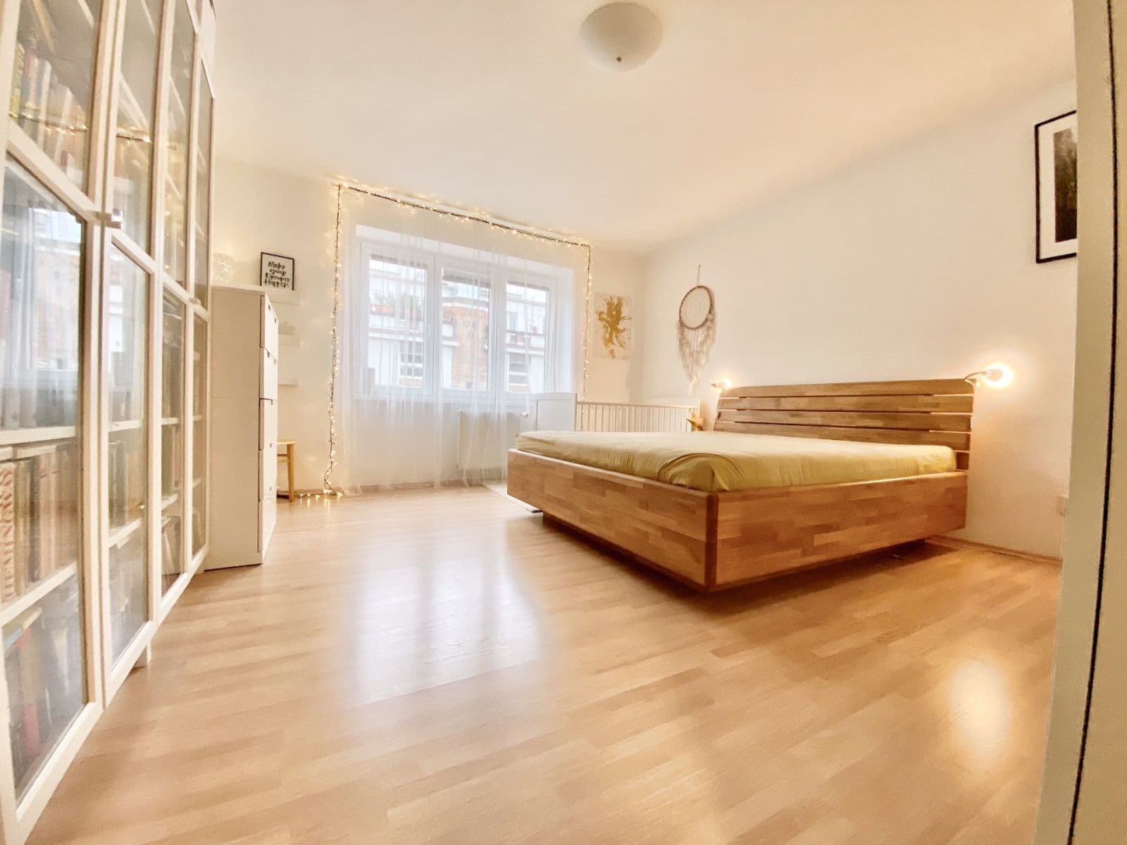 Prenájom bytu 2-izbový 50 m², Sámova, Praha, Praha Prenájom bytu 2-izbový 50 m², Sámova, Praha, Praha
