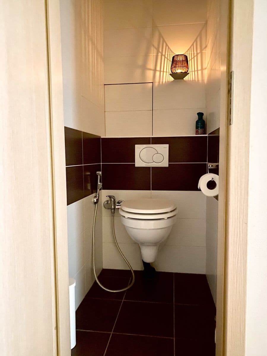 Prenájom bytu 2-izbový 50 m², Sámova, Praha, Praha Prenájom bytu 2-izbový 50 m², Sámova, Praha, Praha