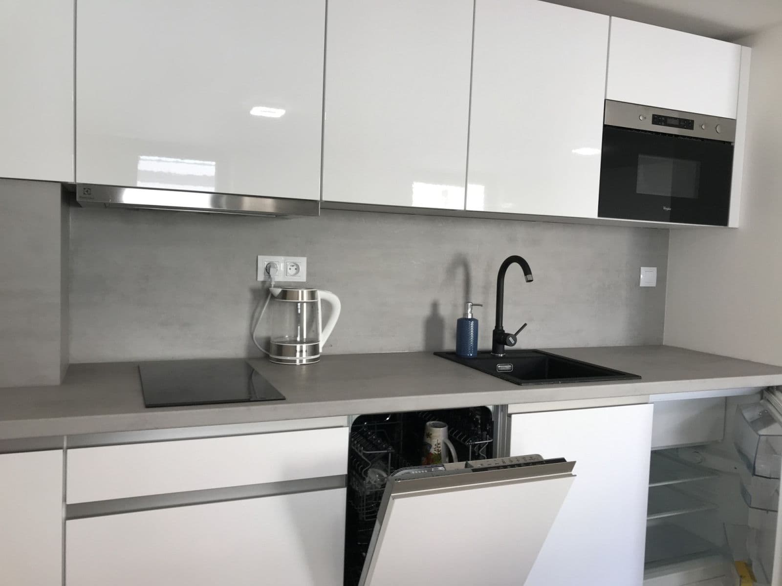 Prenájom bytu 30 m², Rostislavova, Praha, Praha Prenájom bytu 30 m², Rostislavova, Praha, Praha