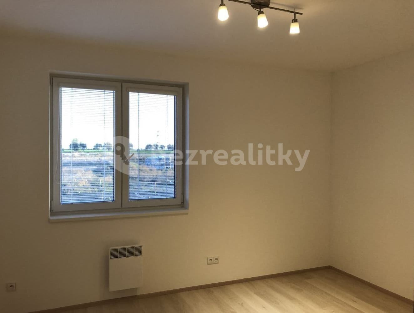 Prenájom bytu 2-izbový 56 m², Štěrbova, Chýně, Středočeský kraj Prenájom bytu 2-izbový 56 m², Štěrbova, Chýně, Středočeský kraj