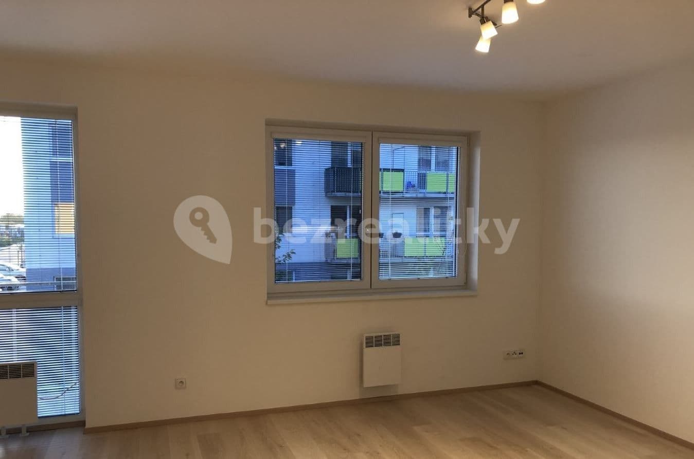 Prenájom bytu 2-izbový 56 m², Štěrbova, Chýně, Středočeský kraj Prenájom bytu 2-izbový 56 m², Štěrbova, Chýně, Středočeský kraj