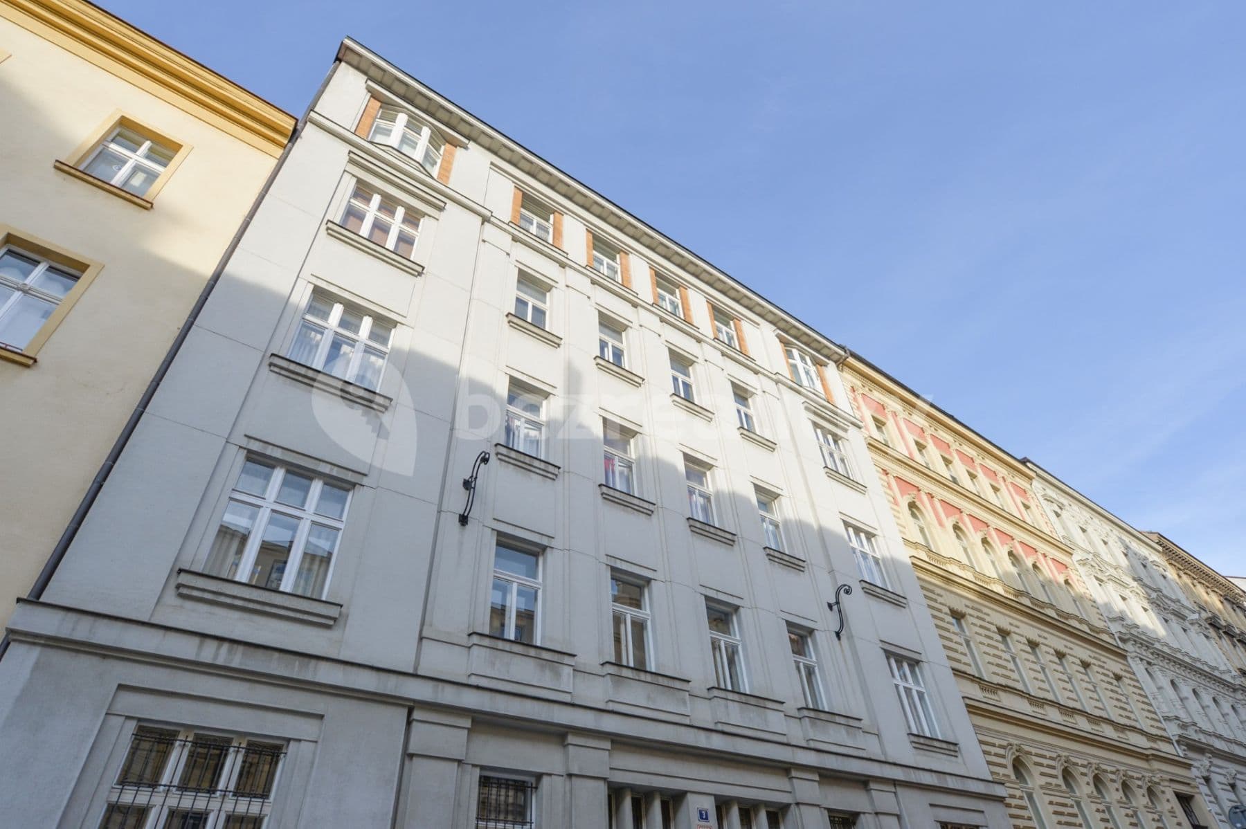 Prenájom bytu 1-izbový 46 m², Hálkova, Praha, Praha Prenájom bytu 1-izbový 46 m², Hálkova, Praha, Praha