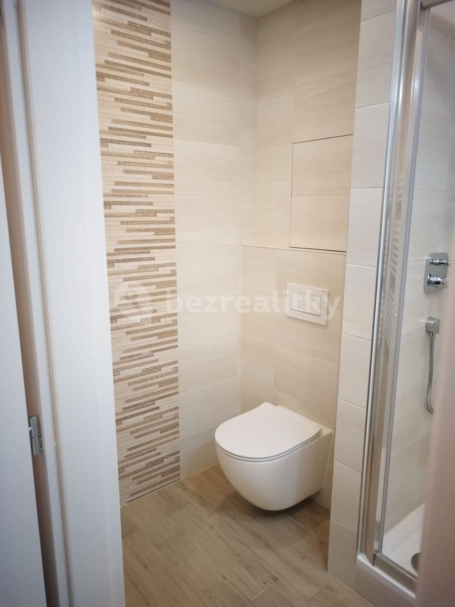 Prenájom bytu 1-izbový 36 m², Vysočanská, Praha, Praha Prenájom bytu 1-izbový 36 m², Vysočanská, Praha, Praha