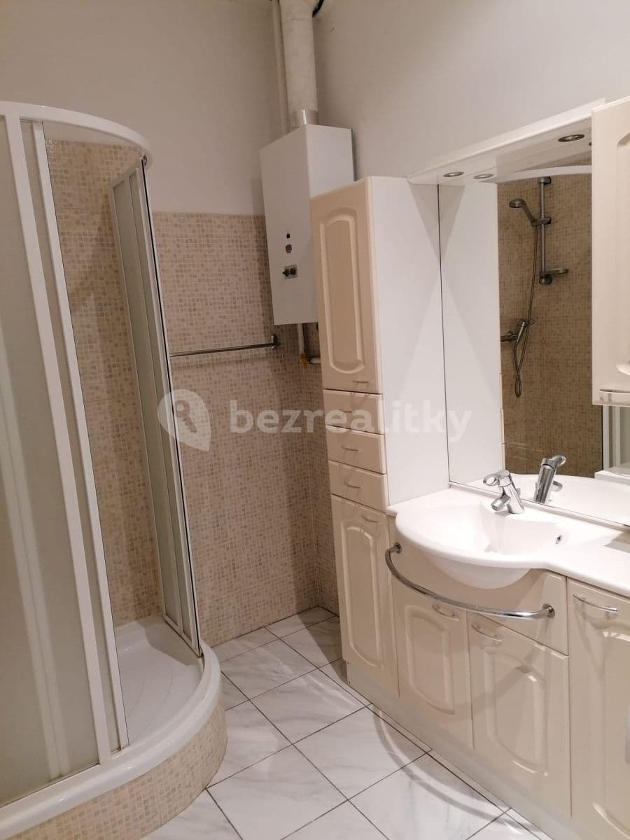 Prenájom bytu 2-izbový 40 m², Fibichova, Praha, Praha Prenájom bytu 2-izbový 40 m², Fibichova, Praha, Praha