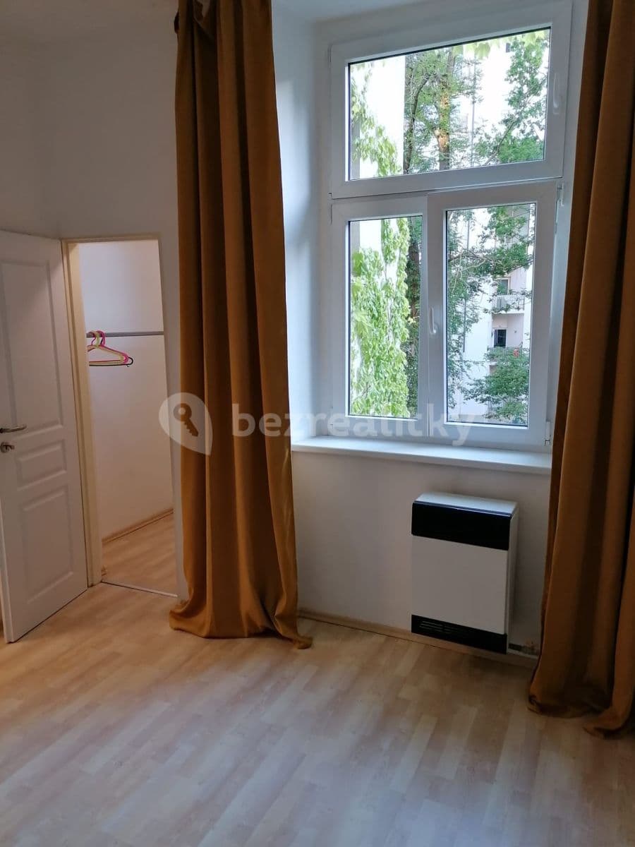 Prenájom bytu 2-izbový 40 m², Fibichova, Praha, Praha Prenájom bytu 2-izbový 40 m², Fibichova, Praha, Praha